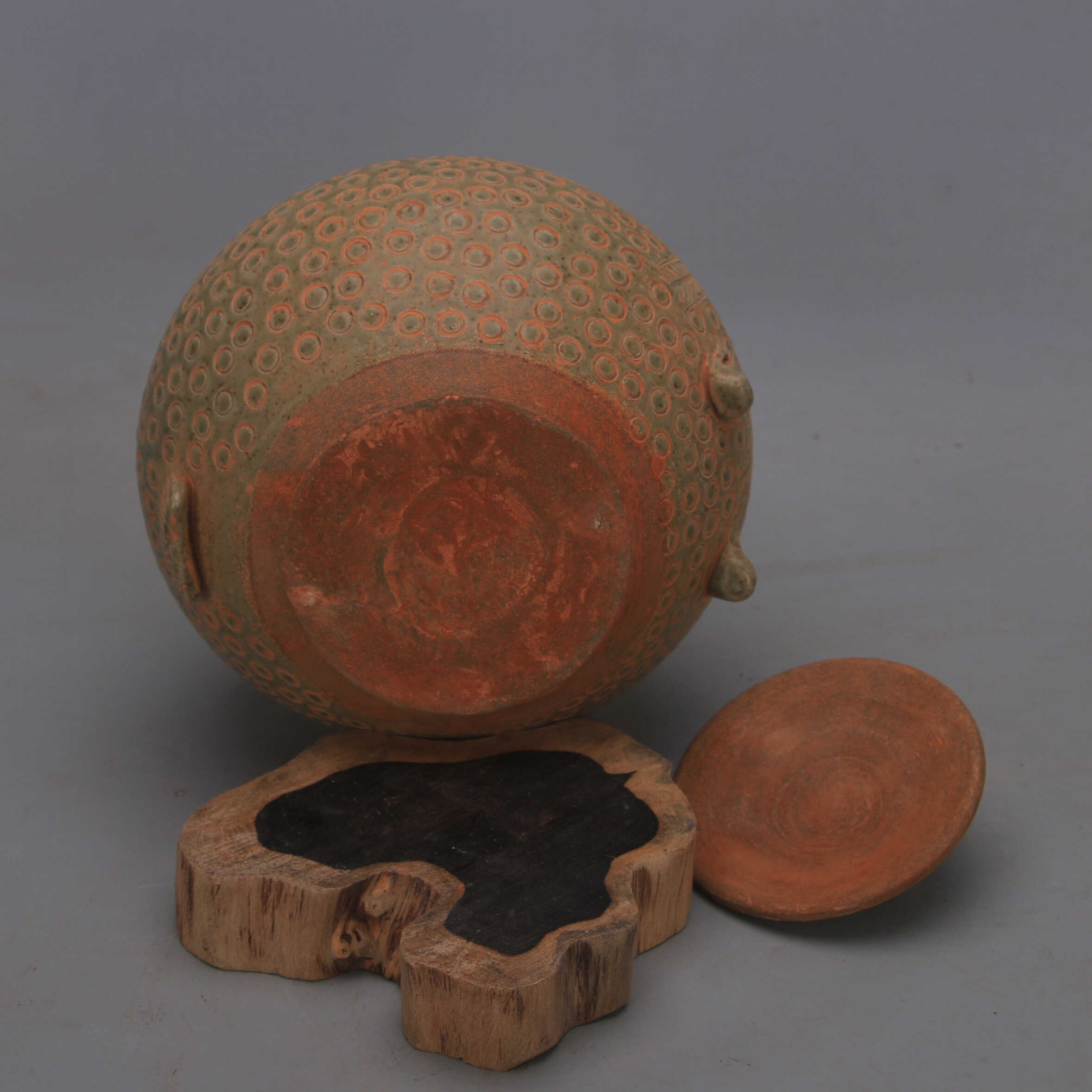 Tang Dynasty Yue Ware Celadon  - đánh giá và giá Vintage Collectible Pottery