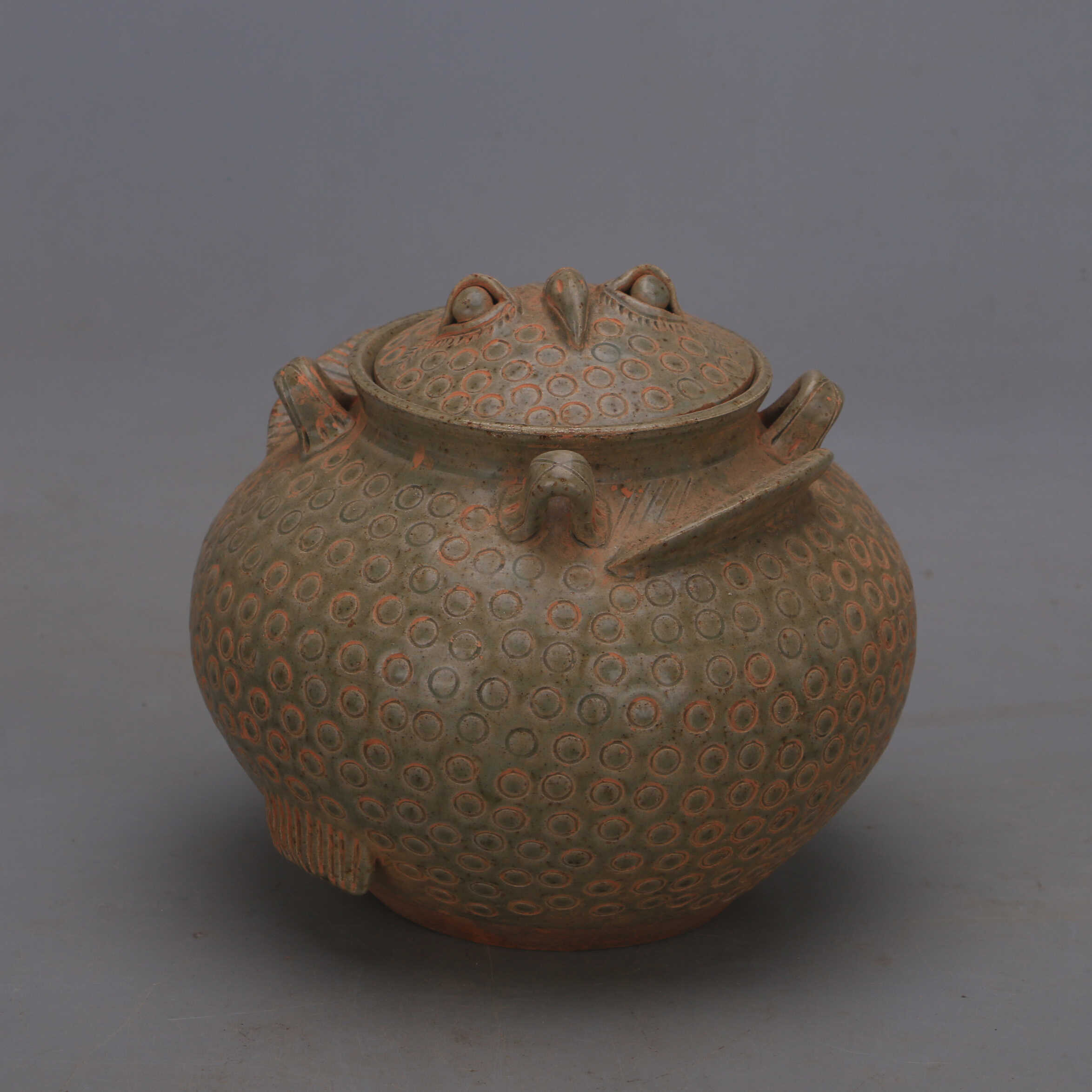 Tang Dynasty Yue Ware Celadon  - đánh giá và giá Vintage Collectible Pottery